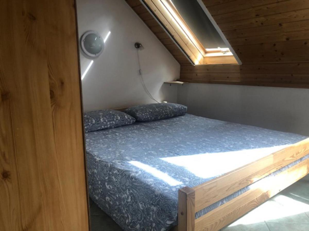 Tulipán ház Szentendre Exterior foto